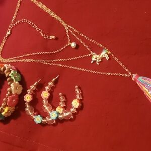 Girls jewelry unicorn necklace ,beaded hoop earrings and bracelet .like new